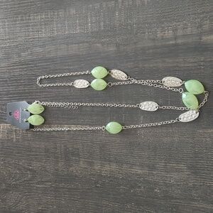Paparazzi Green Long Necklace & Earrings Set NWT